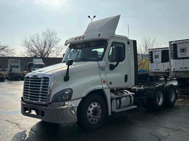 2019 Freightliner Cascadia in La Porte, IN — photo 3