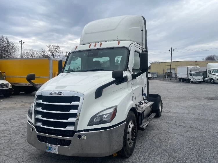 2022 Freightliner Cascadia in Atlanta (Conyers), GA — photo 3