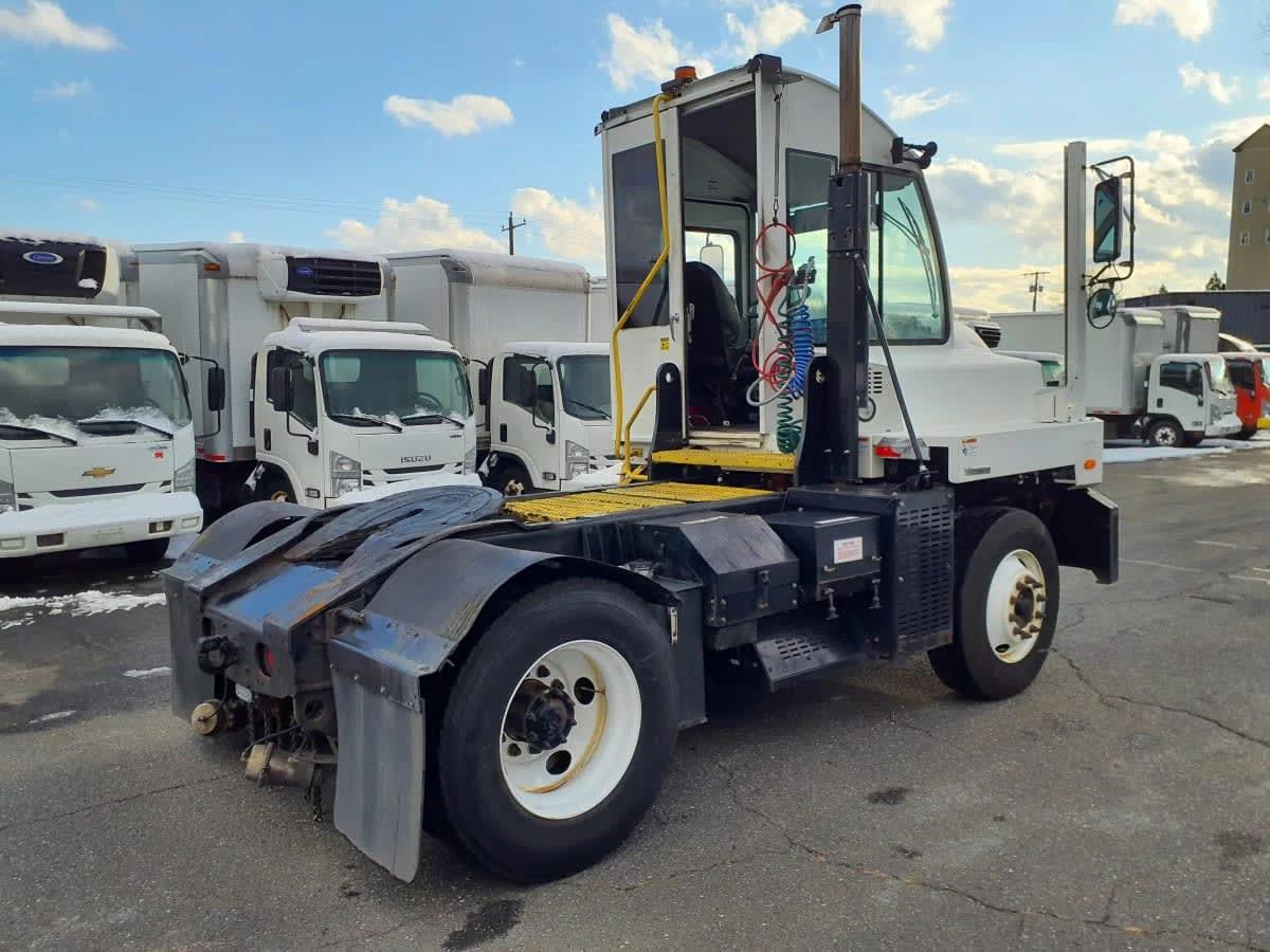 2019 Autocar in Springfield, MA — photo 4