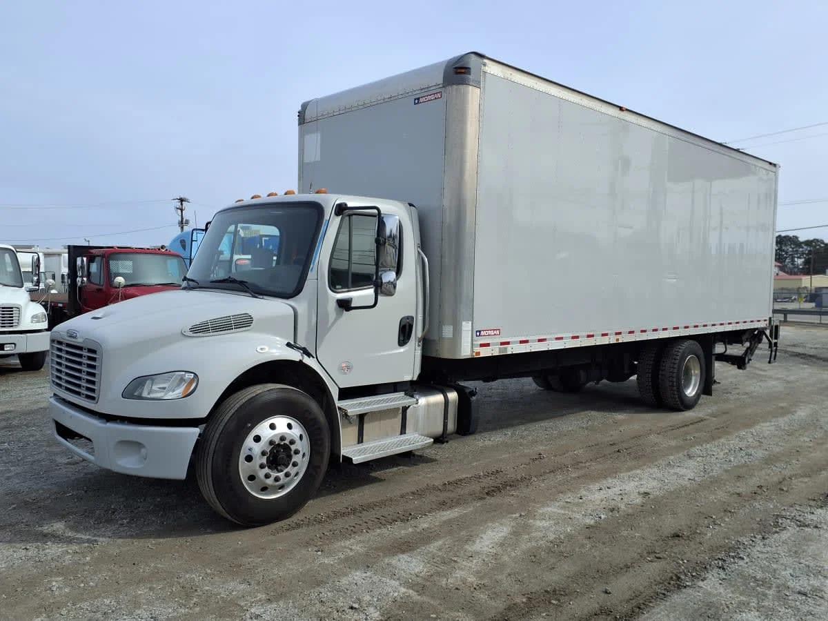 2020 Freightliner M2 106