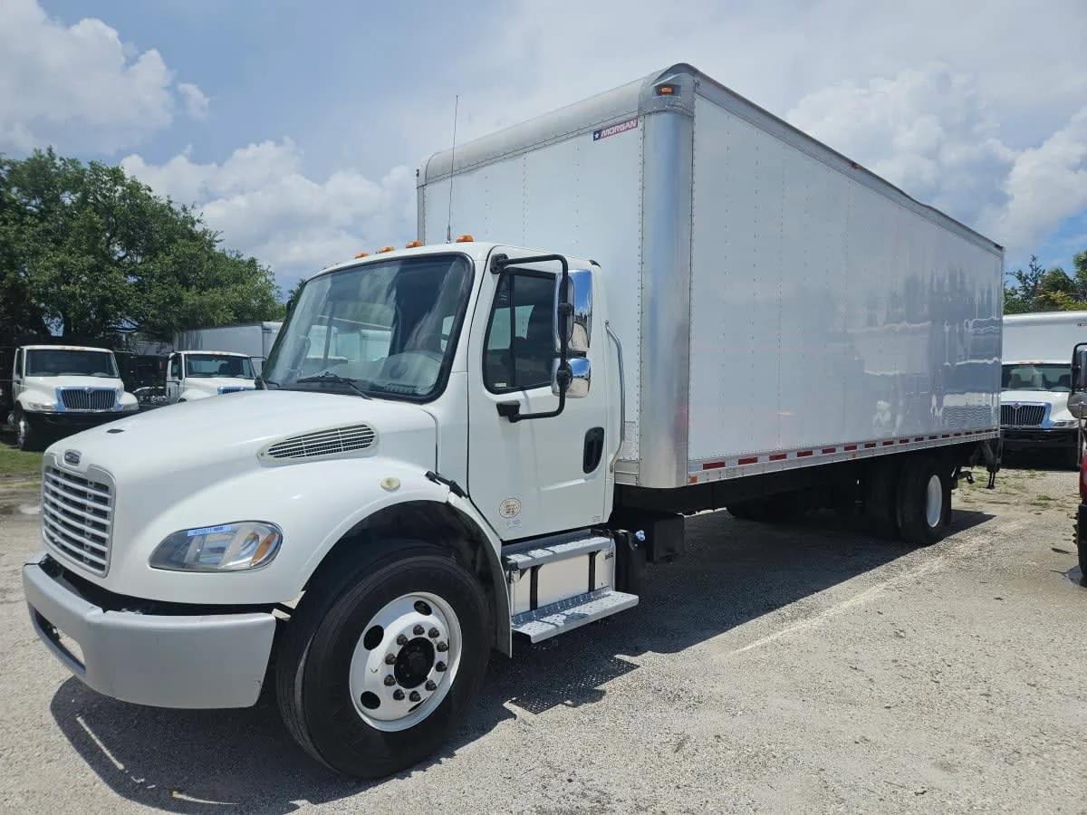 2019 Freightliner M2 106