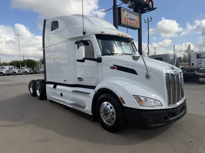 2024 Peterbilt 579 — photo 8