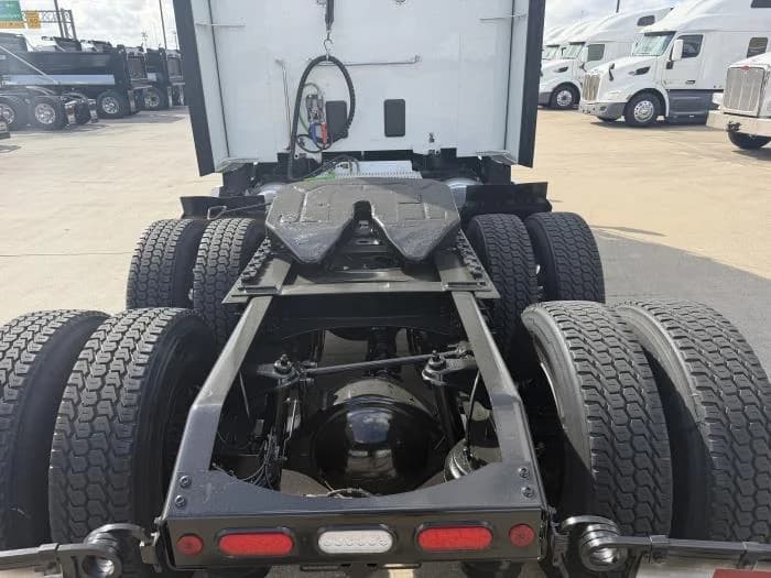 2024 Peterbilt 579 — photo 14