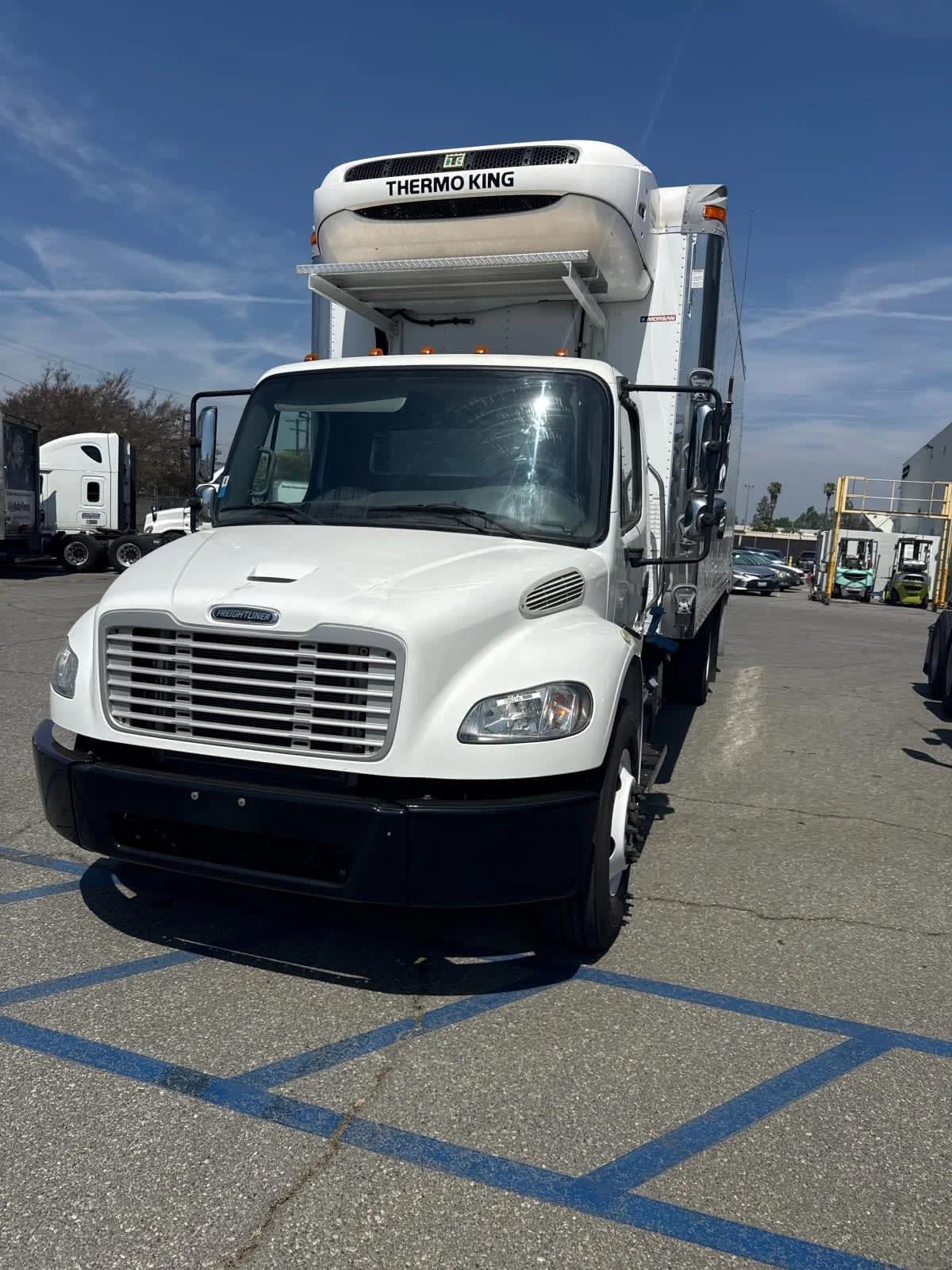 2019 Freightliner M2 106