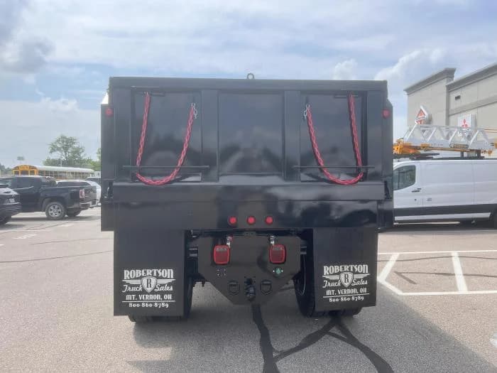 2027 Ford F-750 in Cincinnati, OH — photo 11