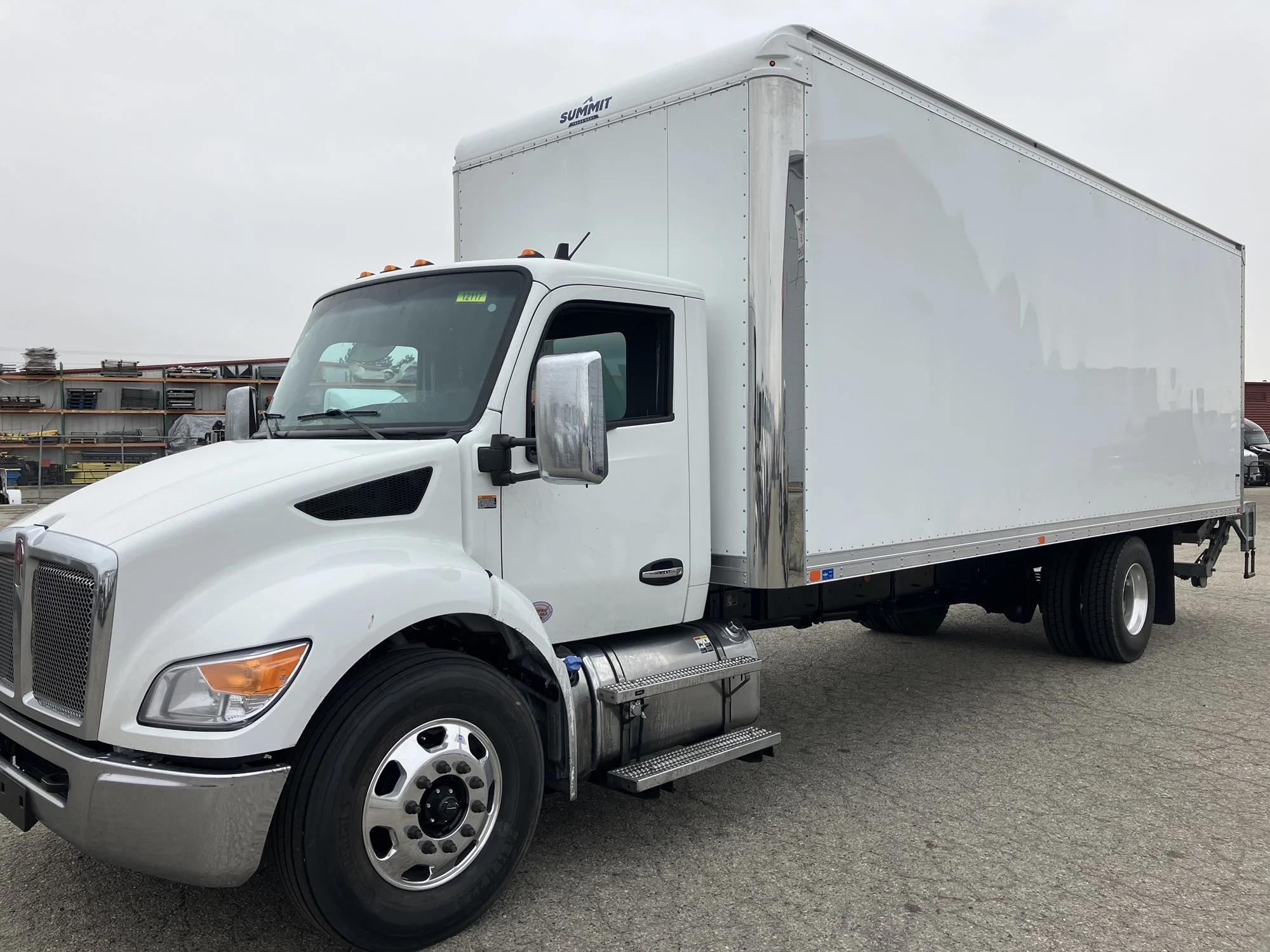 2025 Kenworth T280