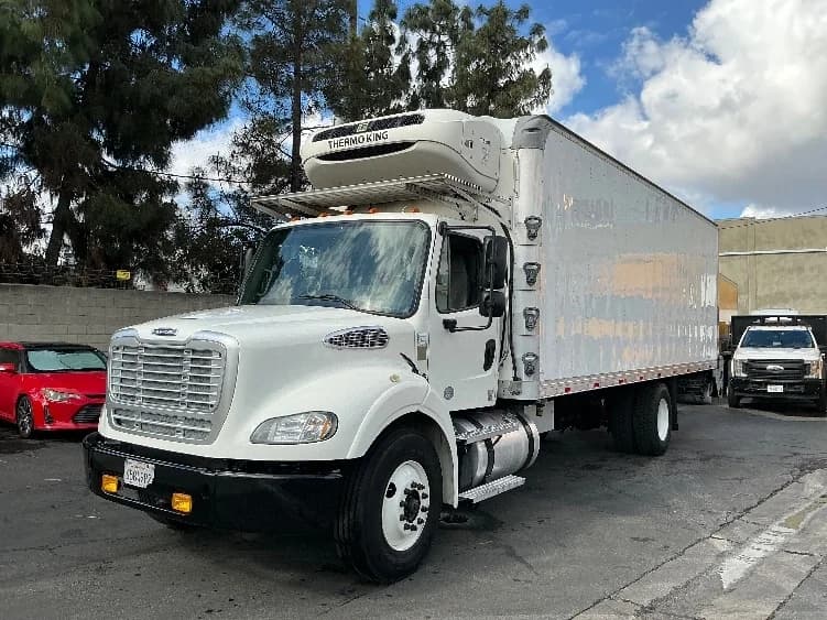 2019 Freightliner M2 112 in Torrance, CA — photo 3