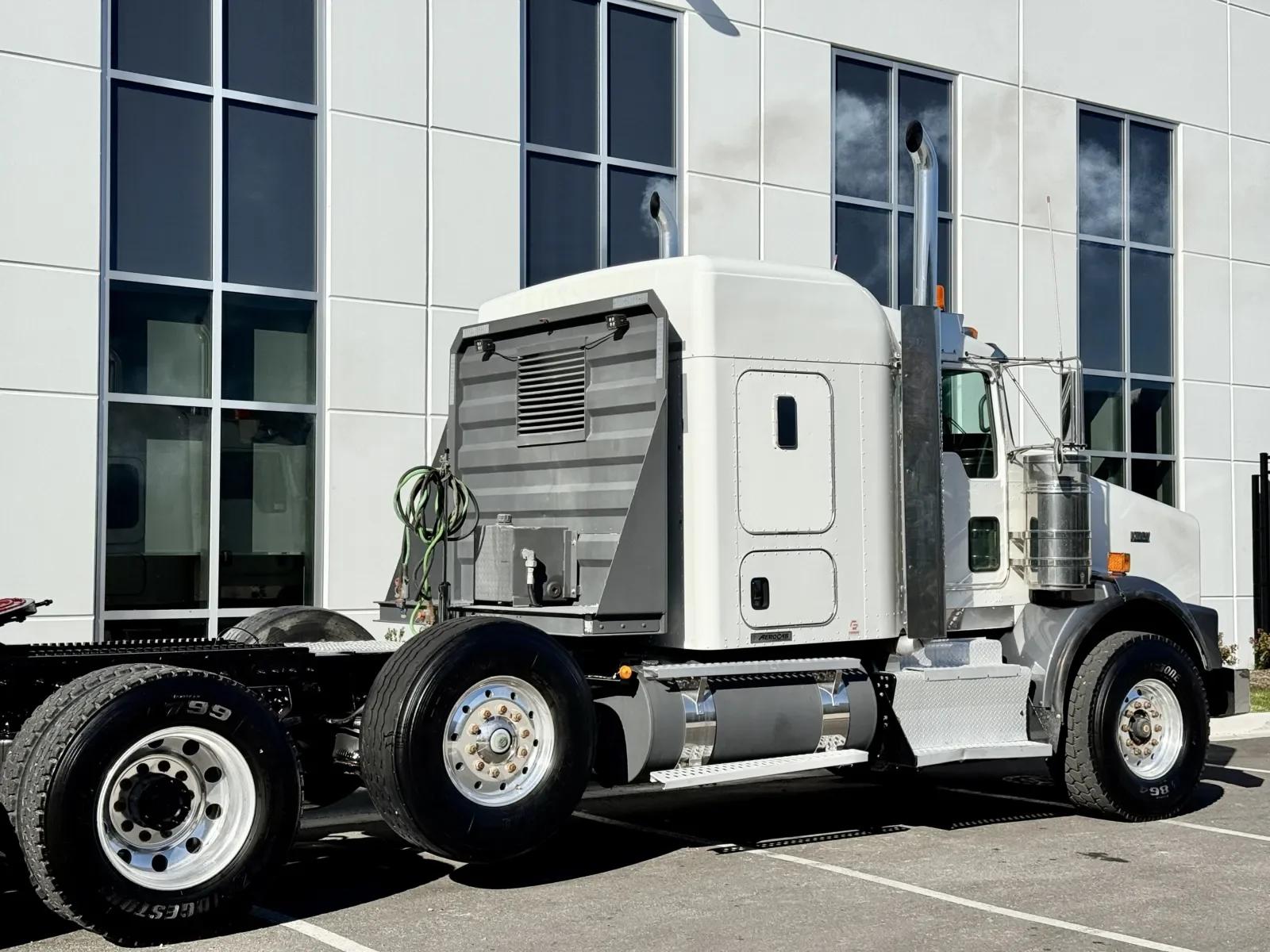 2012 Kenworth T800 in New Lenox, IL — photo 7