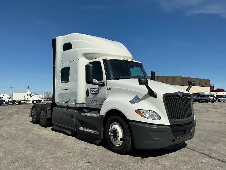 2023 International LT
