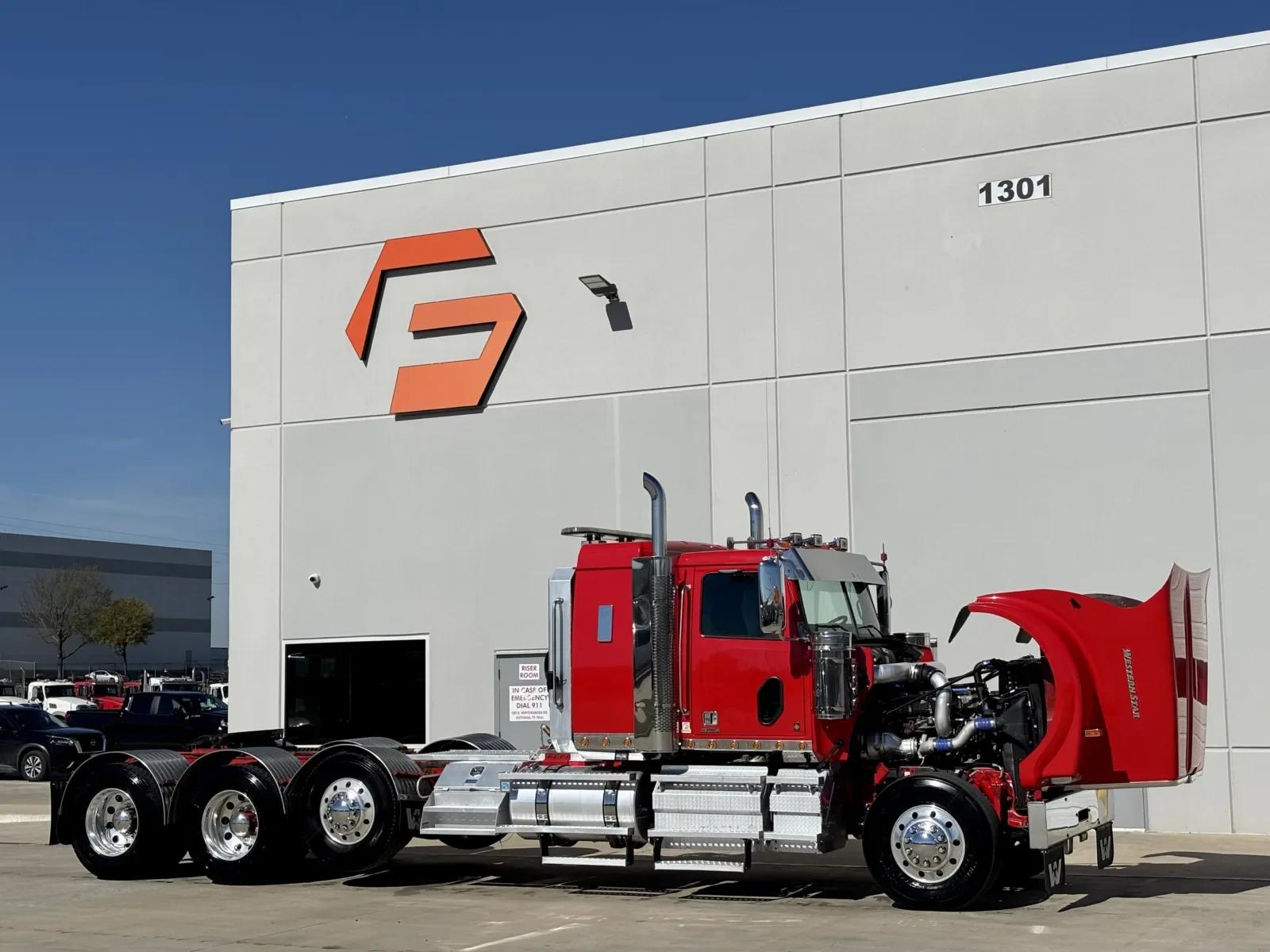 2019 Western Star 4900 in Hutchins, TX — photo 9