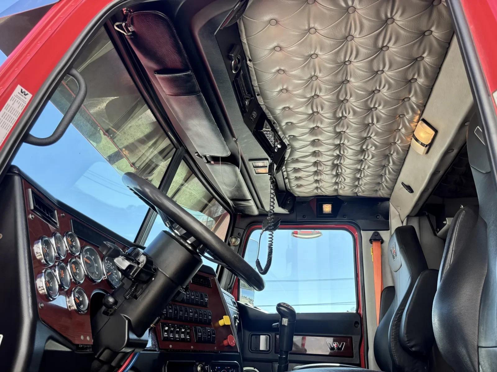 2019 Western Star 4900 in Hutchins, TX — photo 14