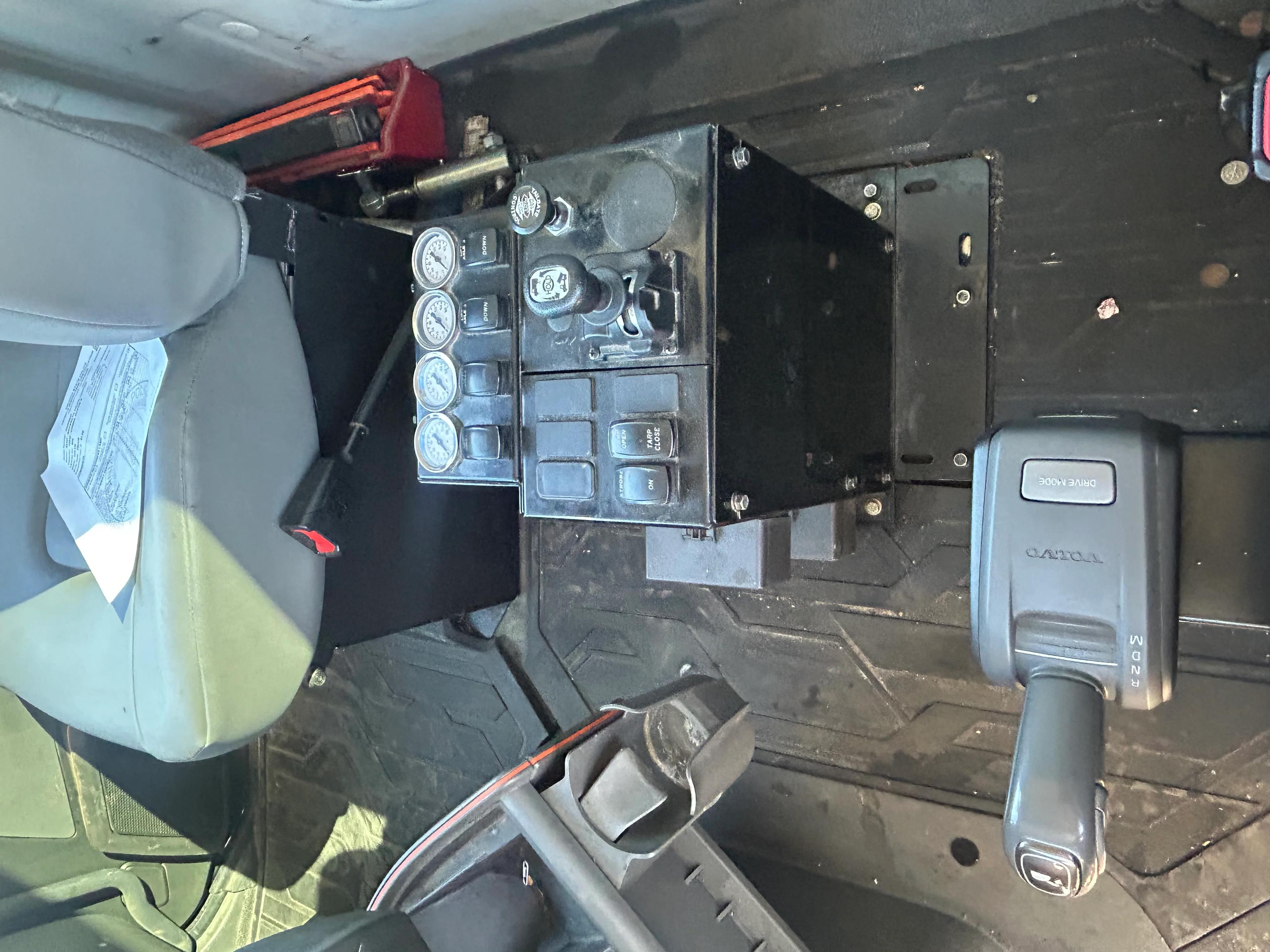 2024 Volvo VHD 300 in ROANOKE, VA — photo 6