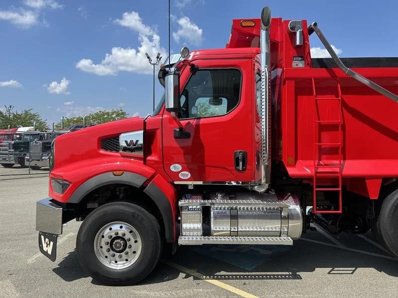 2026 Western Star 49X in Pittsburgh, PA — photo 9