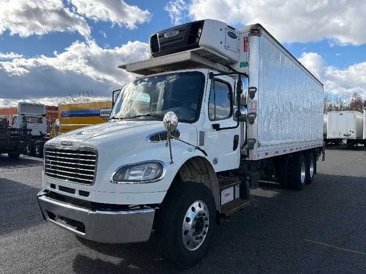 2019 Freightliner M2 106 in Chicopee, MA — photo 3