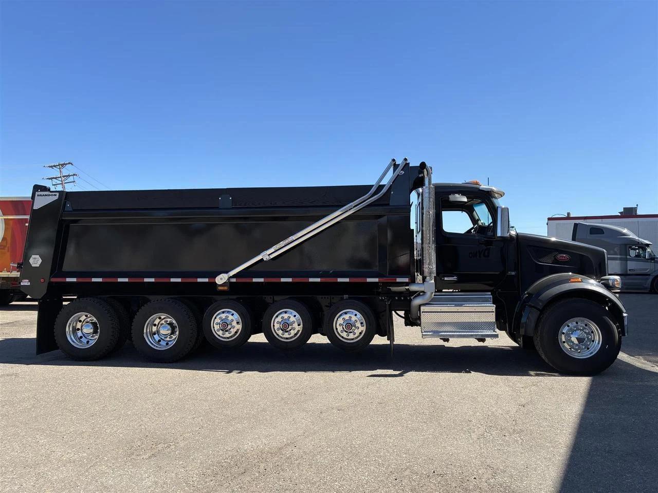 2026 Peterbilt 567 in South St. Paul, MN — photo 5