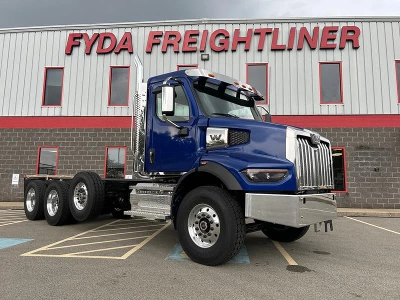 2027 Western Star 47X in Pittsburgh, PA — photo 29
