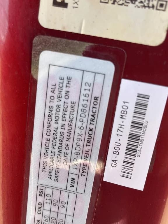 2023 Peterbilt 579 in Springfield, MO — photo 16