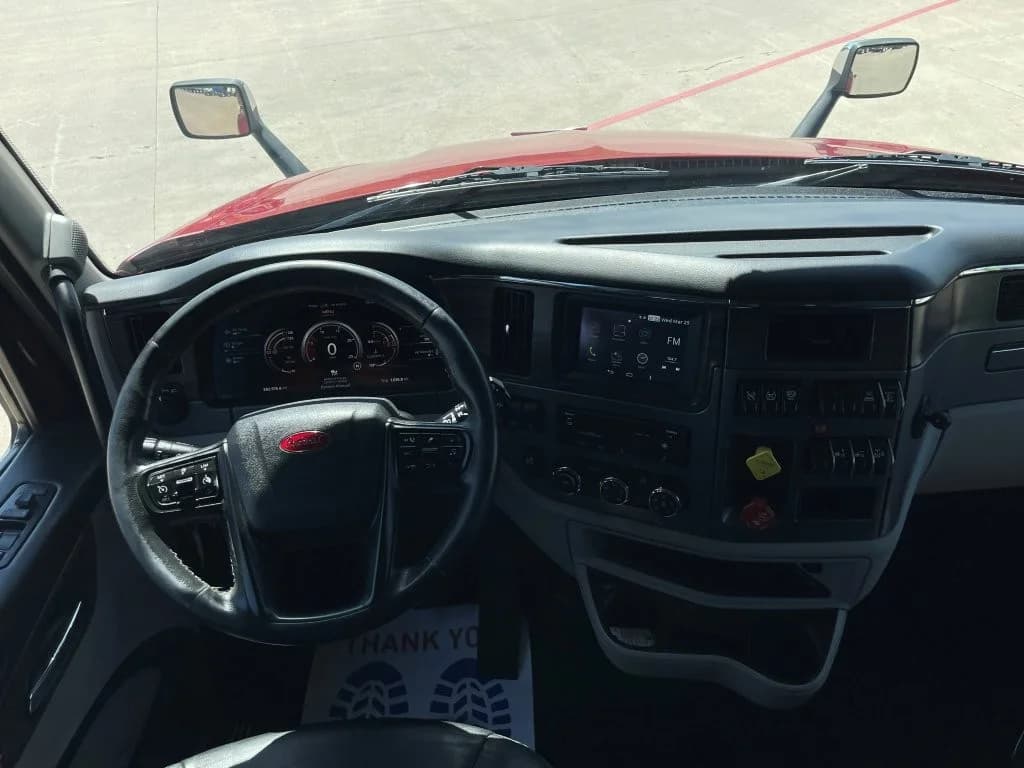 2023 Peterbilt 579 in Springfield, MO — photo 12