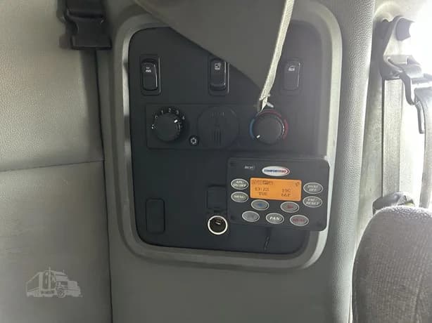 2016 Kenworth T880 in Billings, MT — photo 13