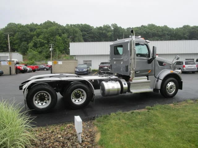 2020 Peterbilt 567 in BUTLER, PA — photo 5