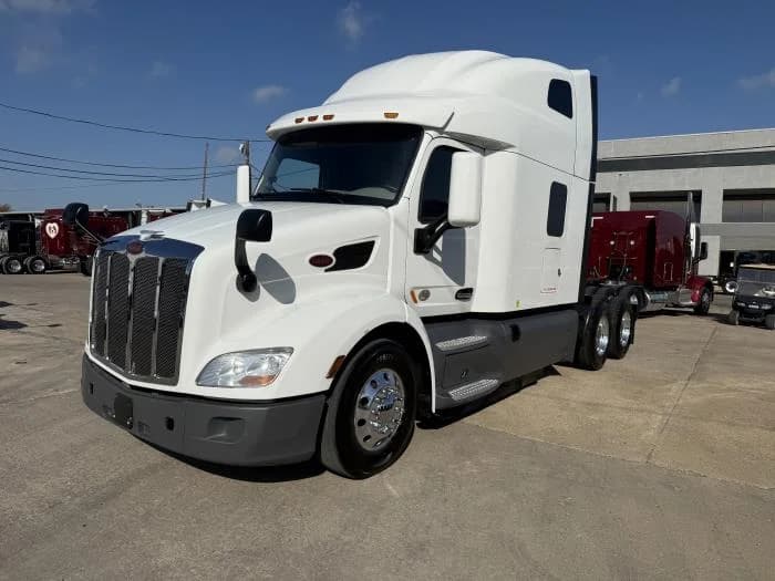 2021 Peterbilt 579 in Dallas, TX — photo 19