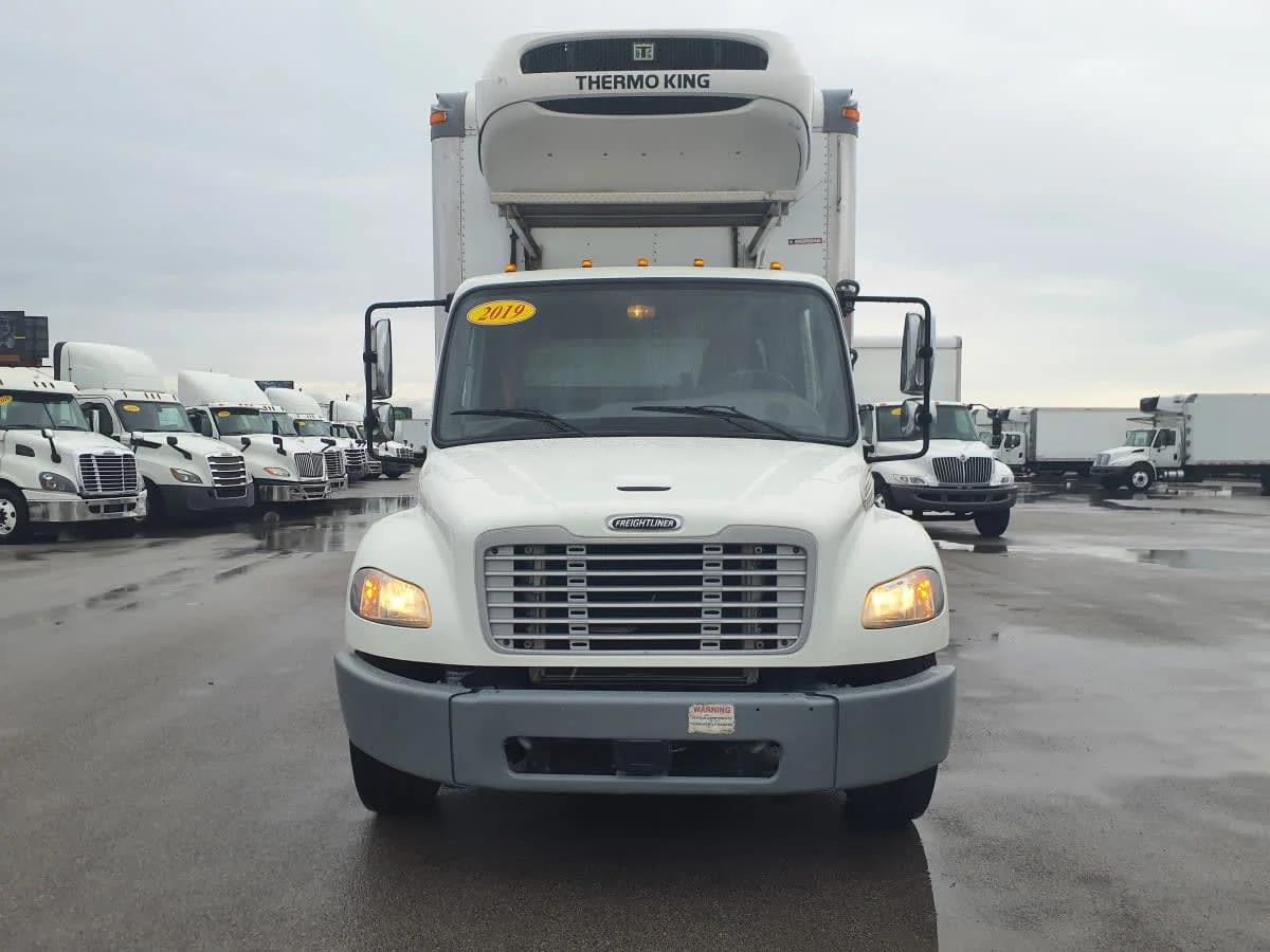 2019 Freightliner M2 106 in Clarksville, IN — photo 2