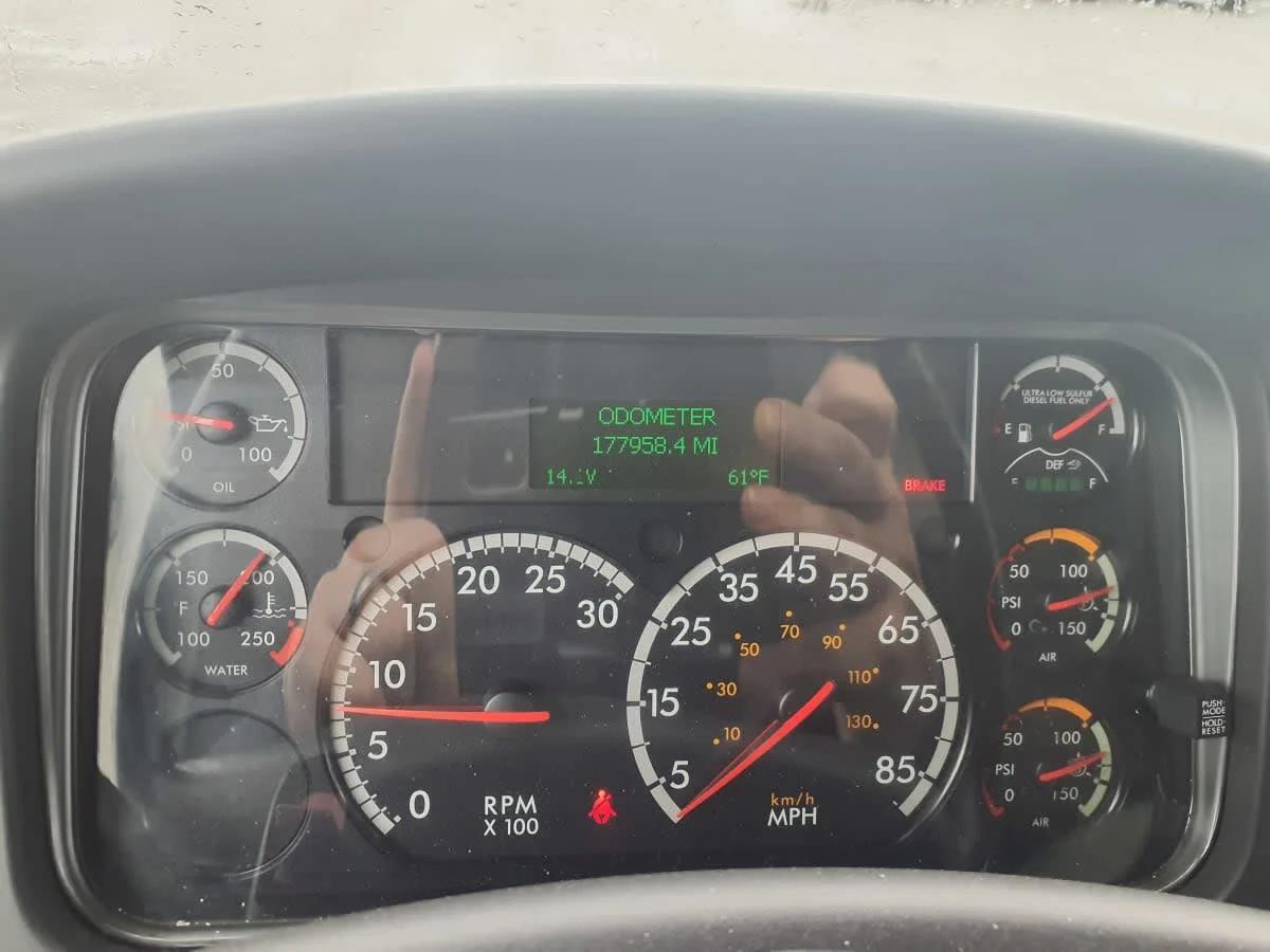 2019 Freightliner M2 106 in Clarksville, IN — photo 17