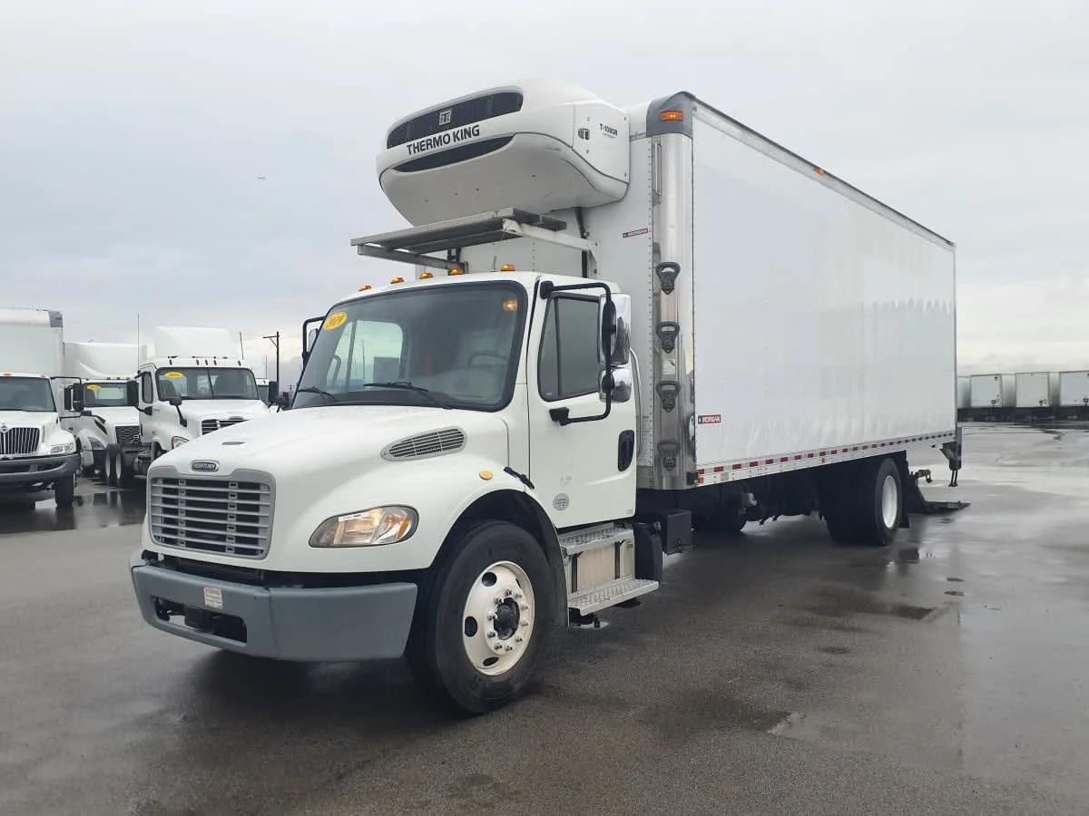 2019 Freightliner M2 106