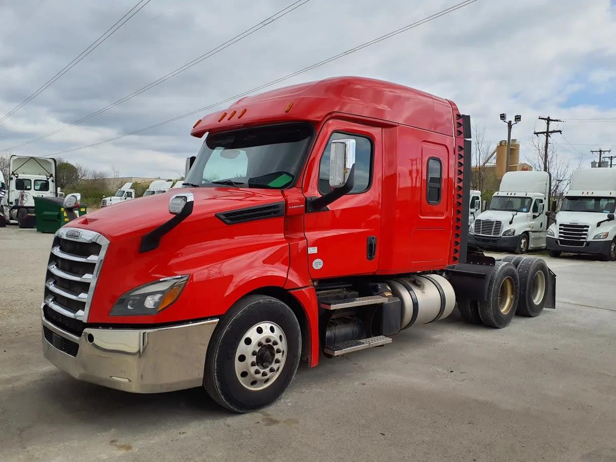 2019 Freightliner Cascadia in Indianapolis, IN