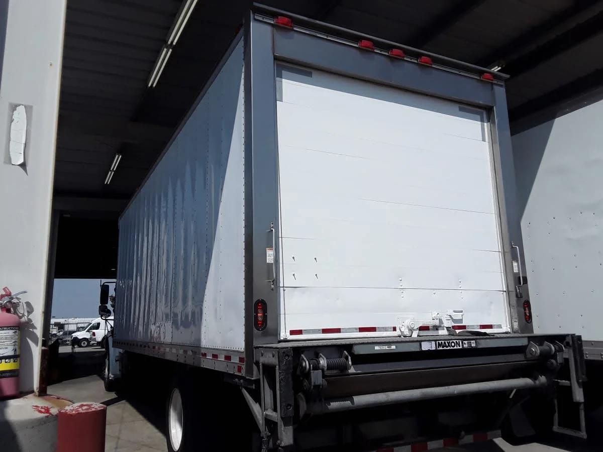 2019 Freightliner M2 106 in Montebello, CA — photo 6