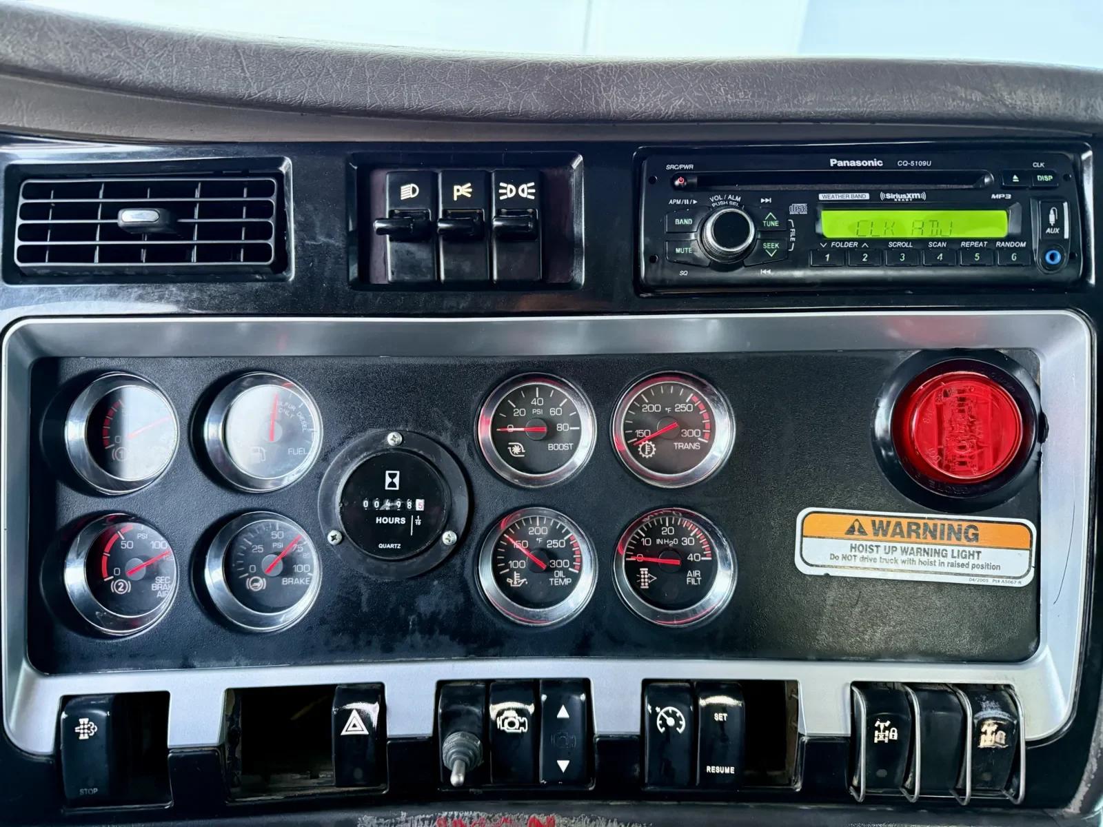 2008 Kenworth T800 in New Lenox, IL — photo 18
