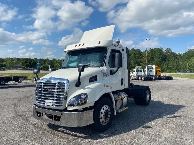 2017 Freightliner Cascadia in West Columbia, SC — photo 3