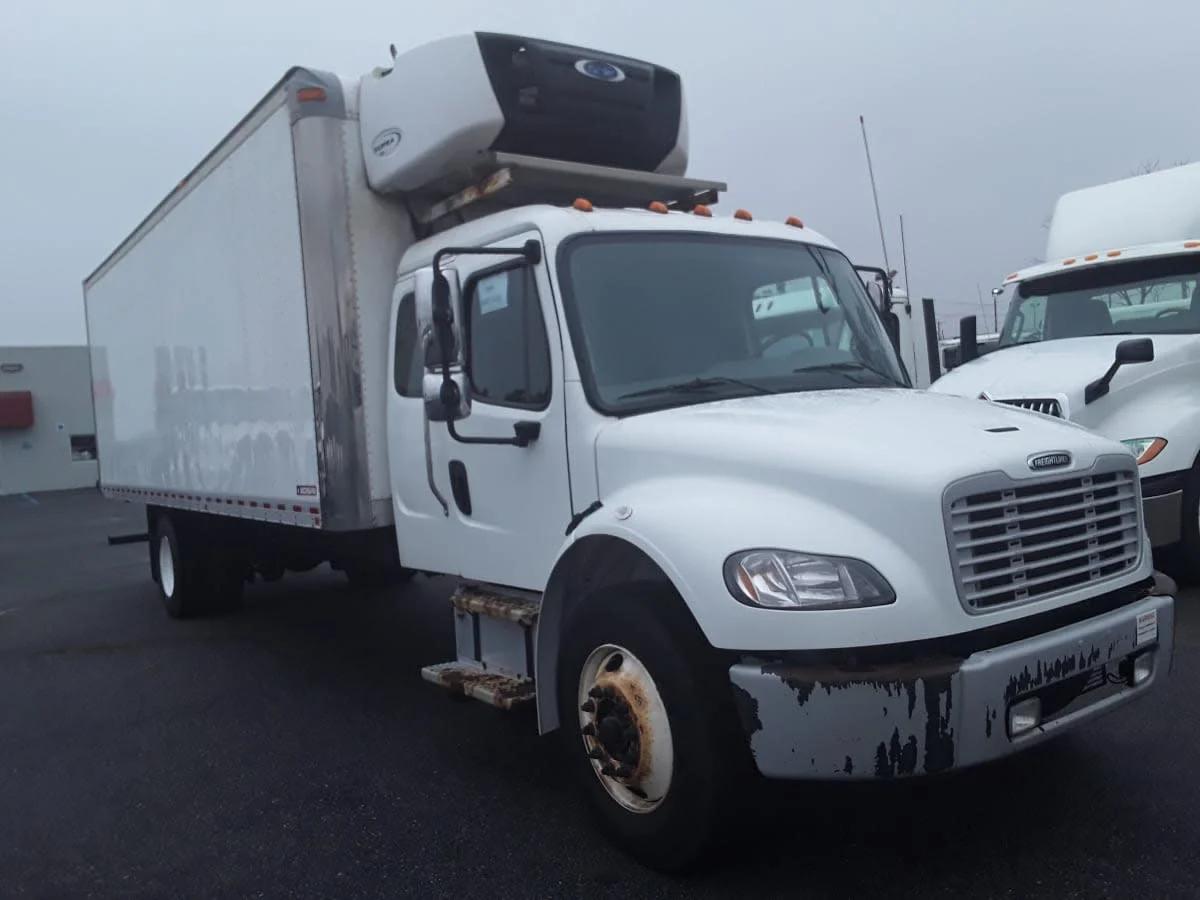 2022 Freightliner M2 106 in Allentown, PA — photo 3