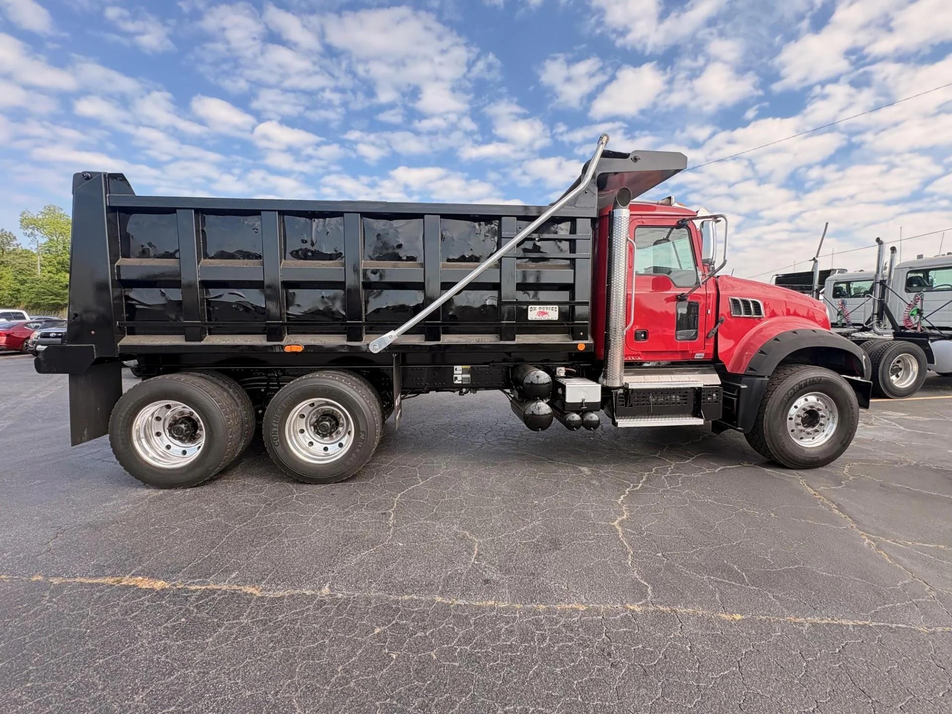 2019 Mack Granite in Macon, GA — photo 5