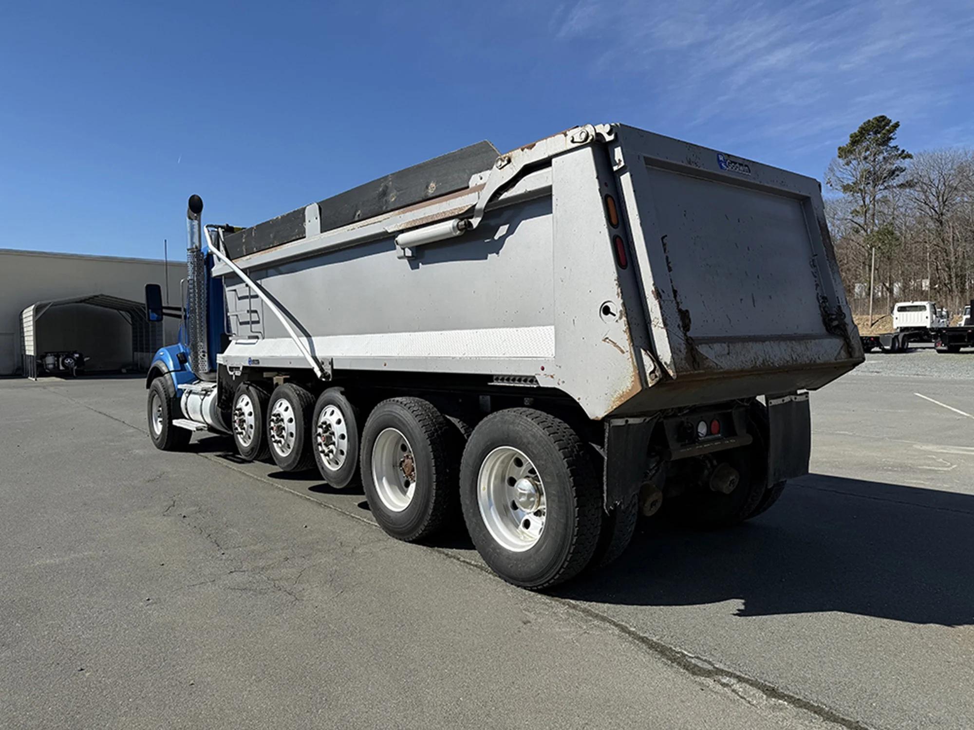 2018 Kenworth T880 in Roanoke, VA — photo 4