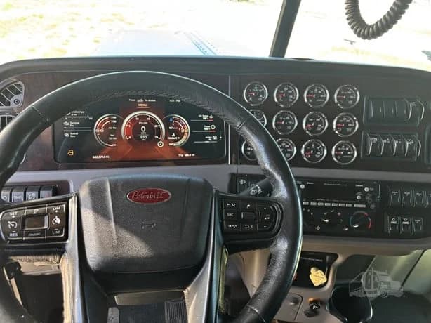 2023 Peterbilt 389 in Casper, WY — photo 23