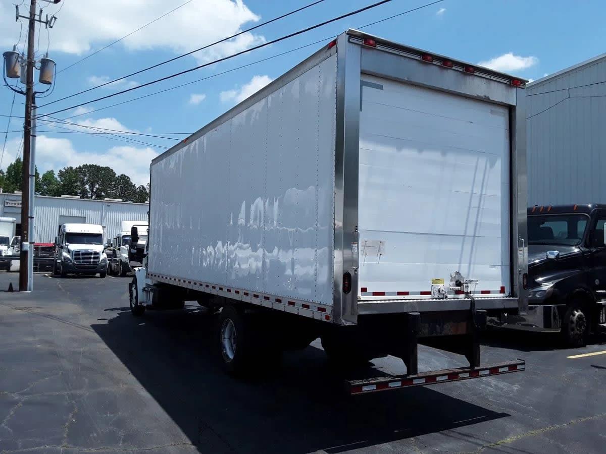 2019 Freightliner M2 106 in Doraville, GA — photo 6