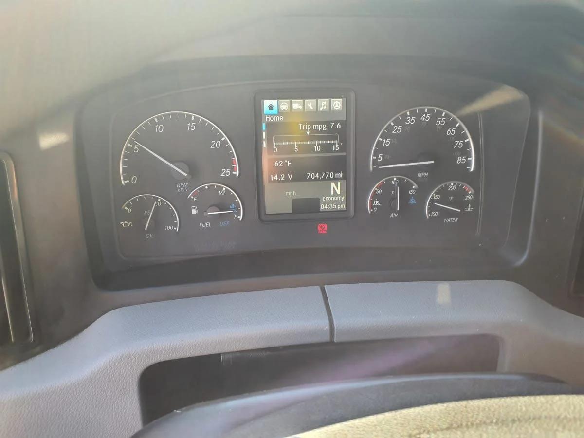 2021 Freightliner Cascadia in Atlanta, GA — photo 10