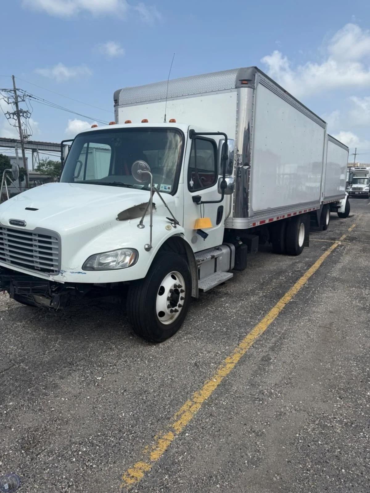 2019 Freightliner M2 106