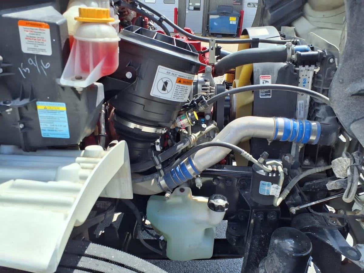 2020 Freightliner M2 106 in Fort Worth, TX — photo 10