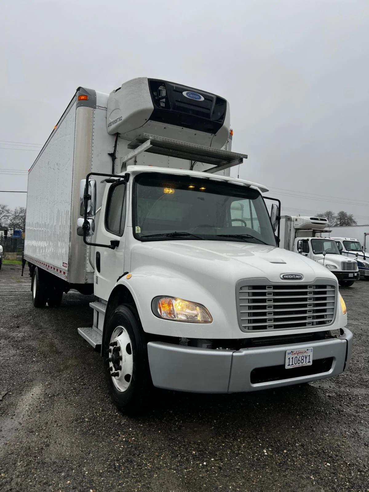 2016 Freightliner M2 106 in West Sacramento, CA — photo 3