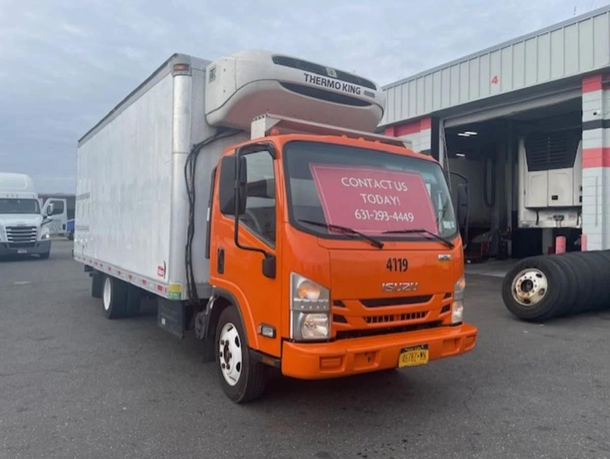 2020 Isuzu NQR in Farmingdale, NY — photo 3