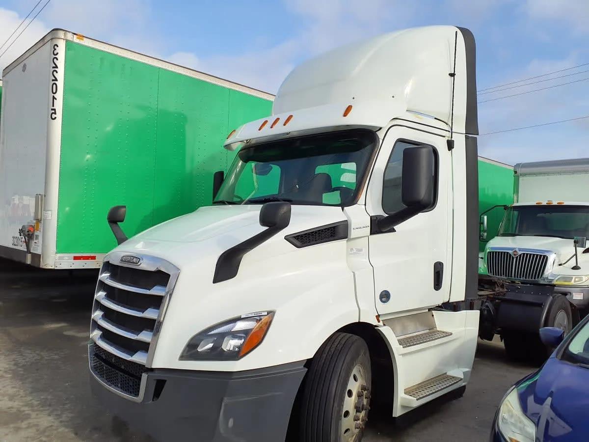 2020 Freightliner Cascadia