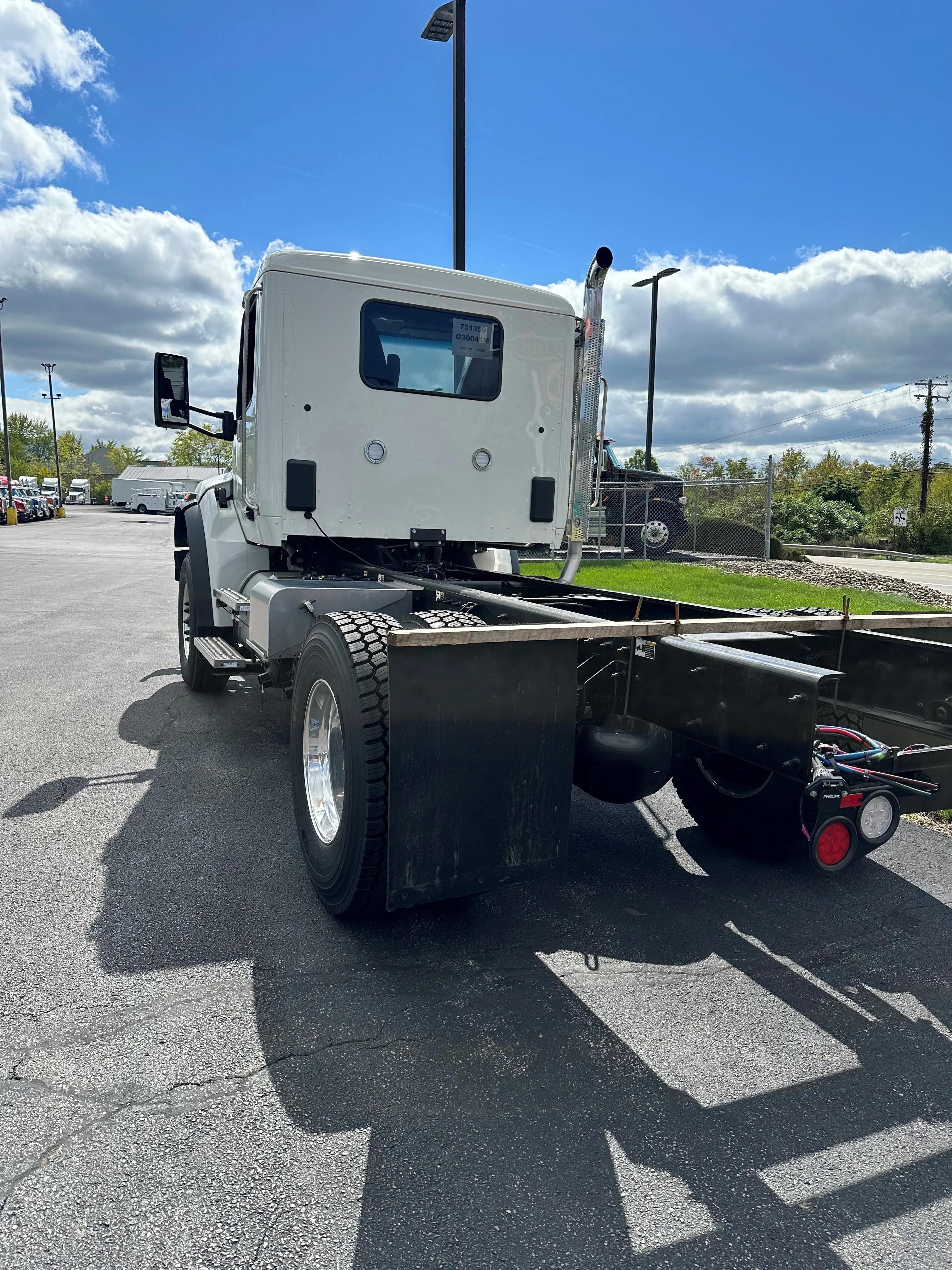 2025 Peterbilt 548 in BUTLER, PA — photo 8