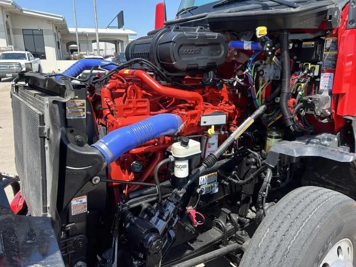 2024 Kenworth T680 in Houston, TX — photo 17