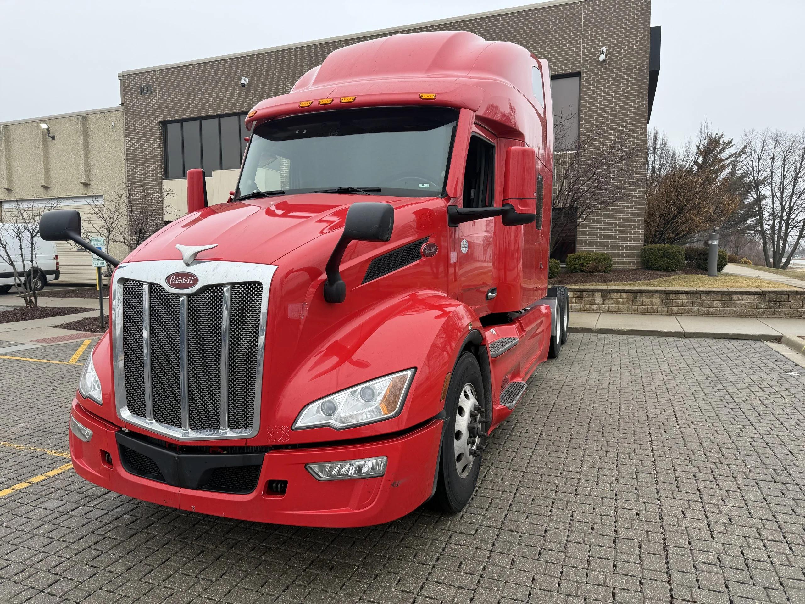 2022 Peterbilt 579