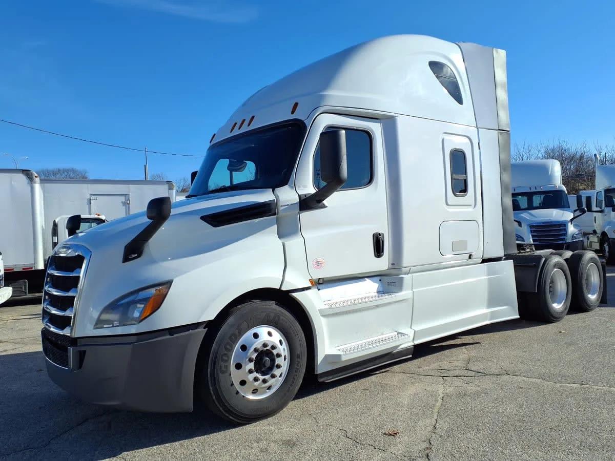 2020 Freightliner Cascadia
