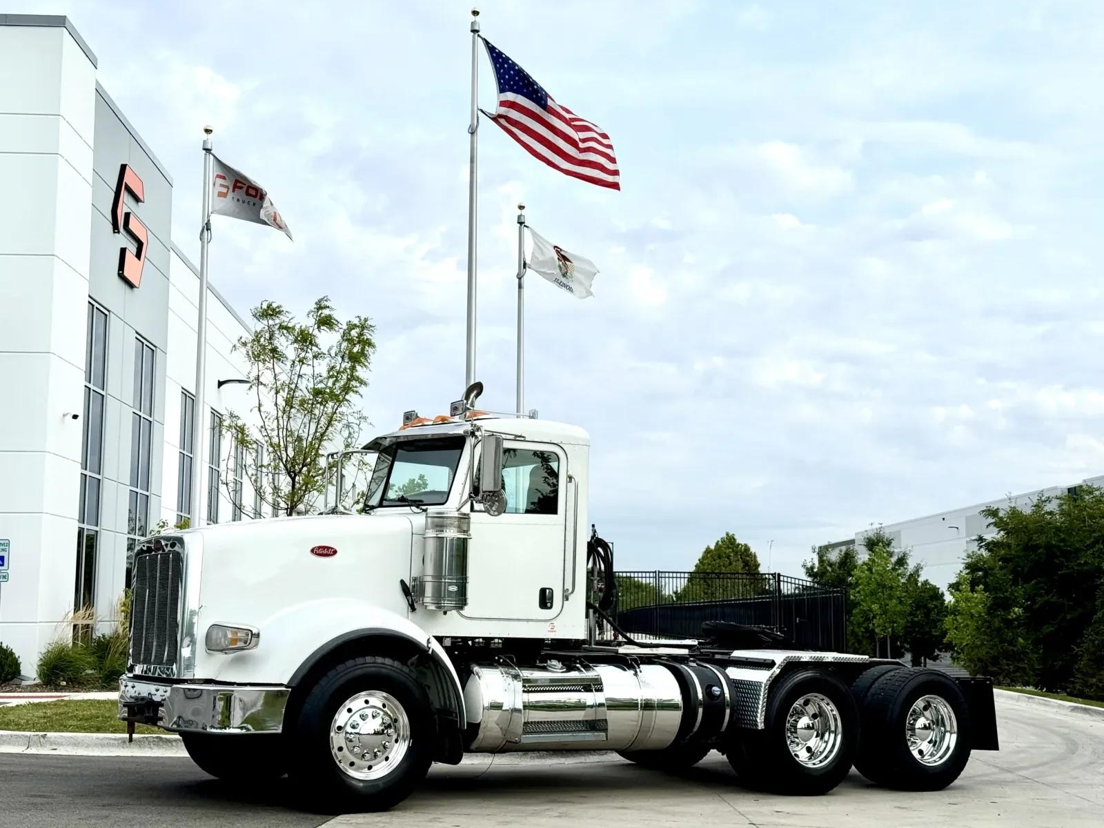 2015 Peterbilt 367