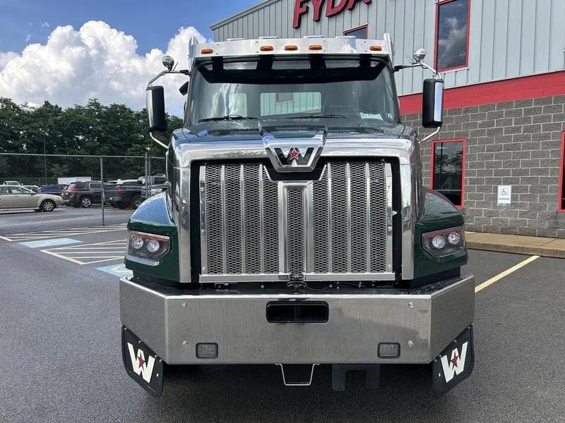 2026 Western Star 49X in Pittsburgh, PA — photo 9