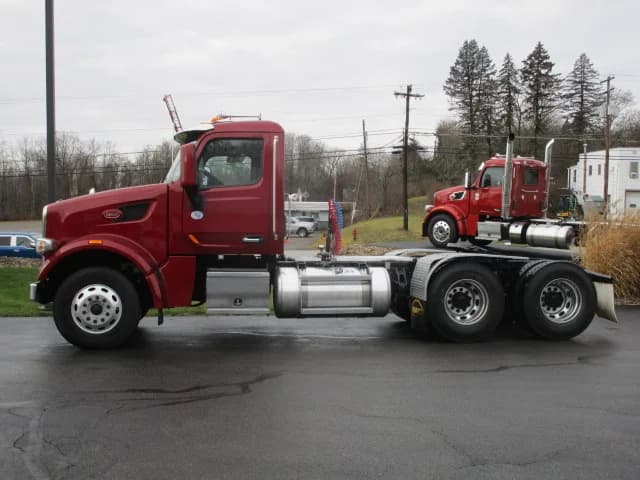 2020 Peterbilt 567 in BUTLER, PA — photo 2